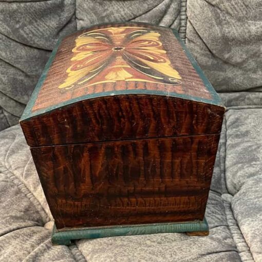 Swedish BIG vintage SEWING BOX kurbits paintings - Image 2